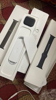 apple watch series 8 non active with one extra strap