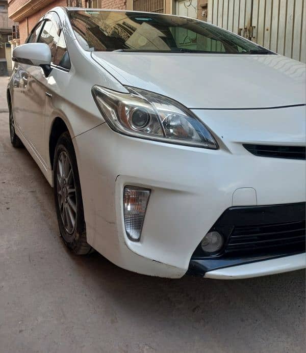 Toyota Prius 2015 3