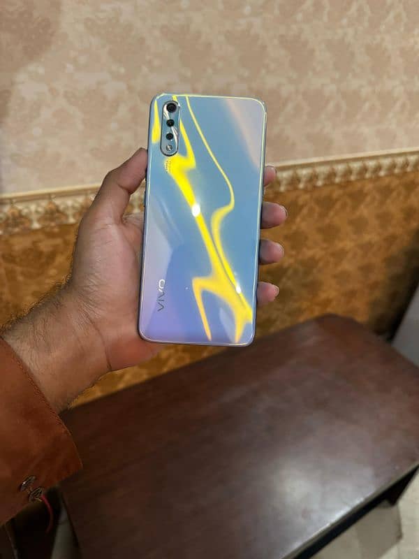 Vivo S1 With Box and charger 4