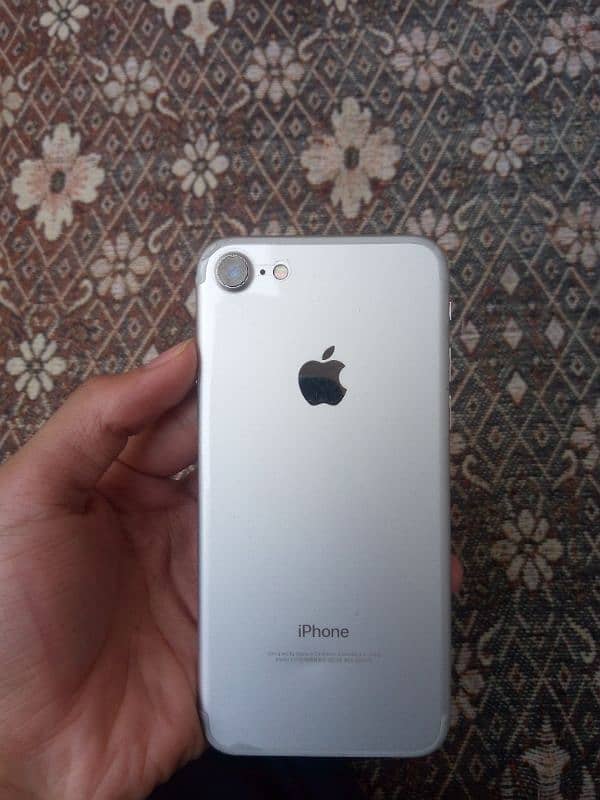 Iphone 7 for urgent sale 7