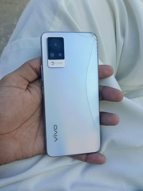 Vivo V21 | With box | 3