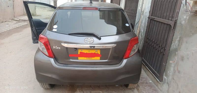 Toyota Vitz 2015 19