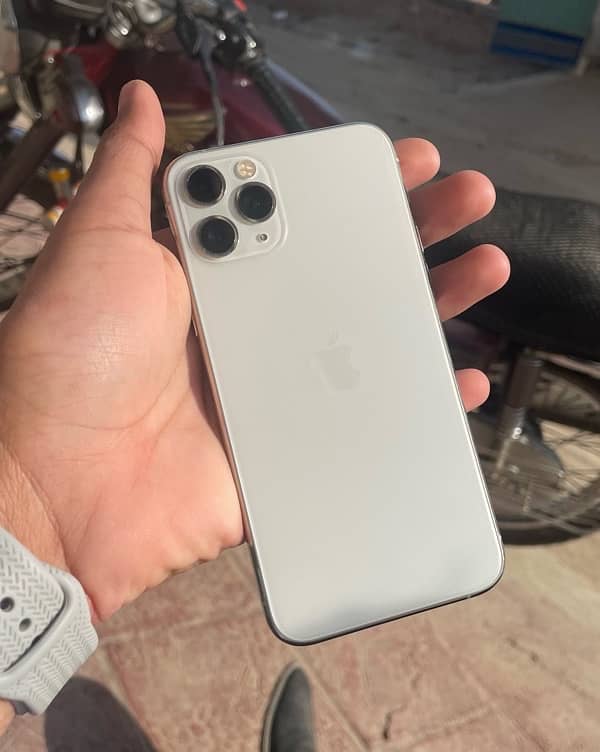 Iphone 11Pro (Non Pta) 0