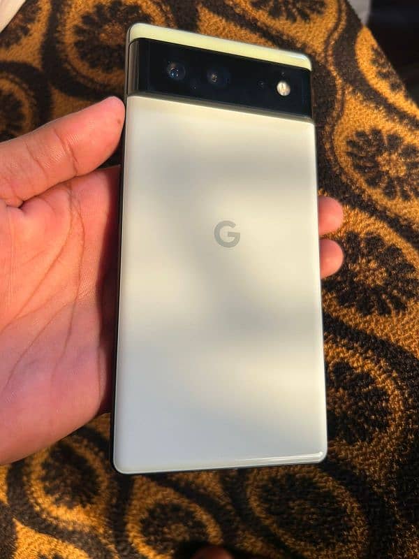 goole Pixel 6 0