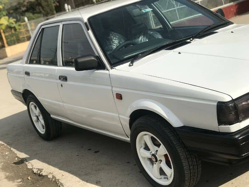 Nissan Sunny 1987 5