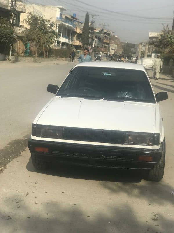 Nissan Sunny 1987 8