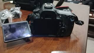 canon 60D with 18-55 lens and kit bag, battery, memory card,charger