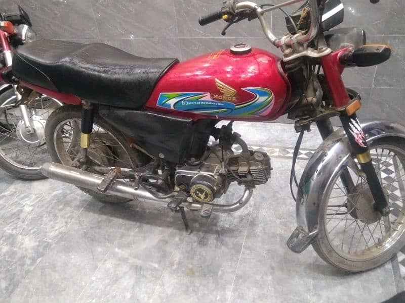 Cd 70 Motorcycle 2