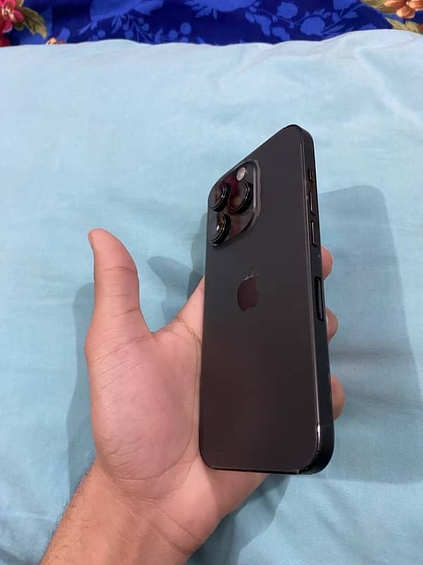 i phone 14 pro 8