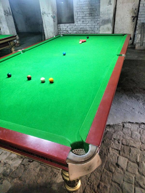 Two snooker table for cell 5