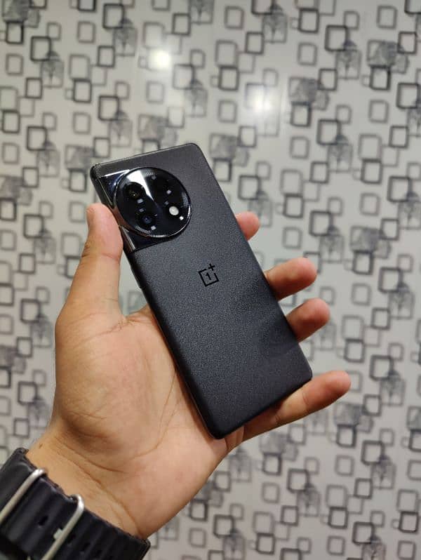 Oneplus 11R        03101873383 7