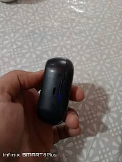 Bose Bluetooth good condition me hay 0/3/1/3/4/1/1/6/9/8/4