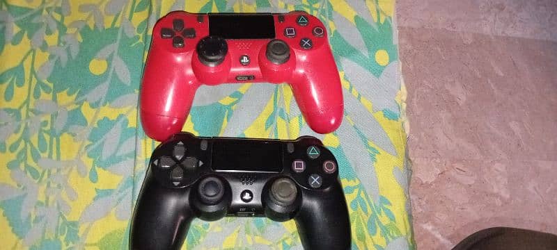 PlayStation 4 original controller 0