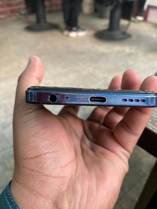 Infinix hot 40i exchange possible with good phone 4