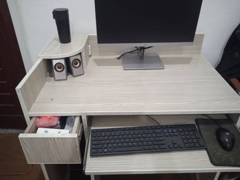 Custom Made Computer Table 0