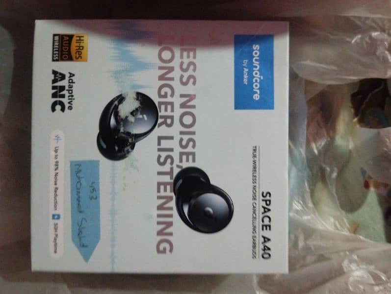 space A40 wireless earbuds 0