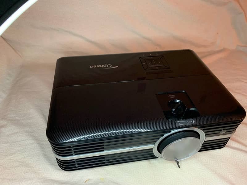 Optoma UHD51A 4k Projector HDR like Benq Epson Sony Xgimi 0