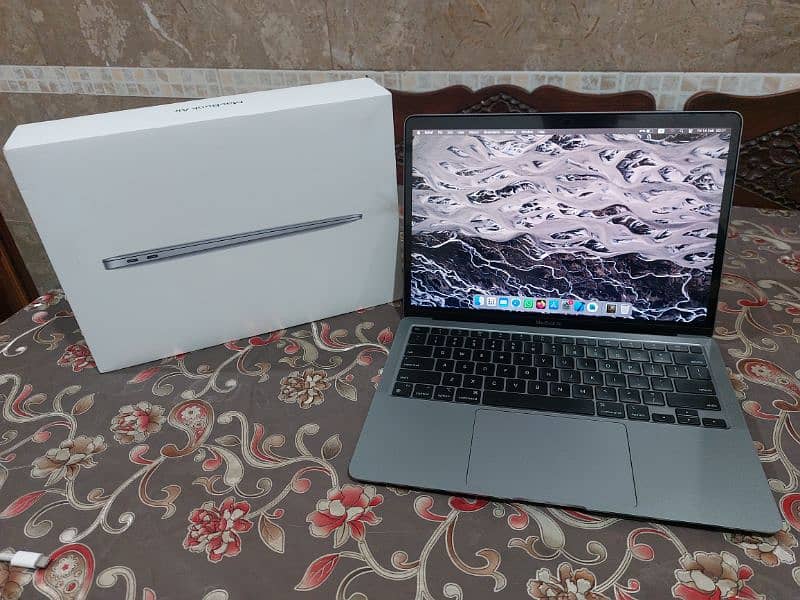 Mac Book Air 2021 8/256 3