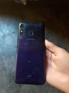 INFINIX HOT 8 FOR SELL