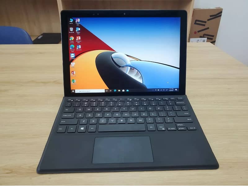 Dell 2in1 Windows Tablet detachable with keyboard 4