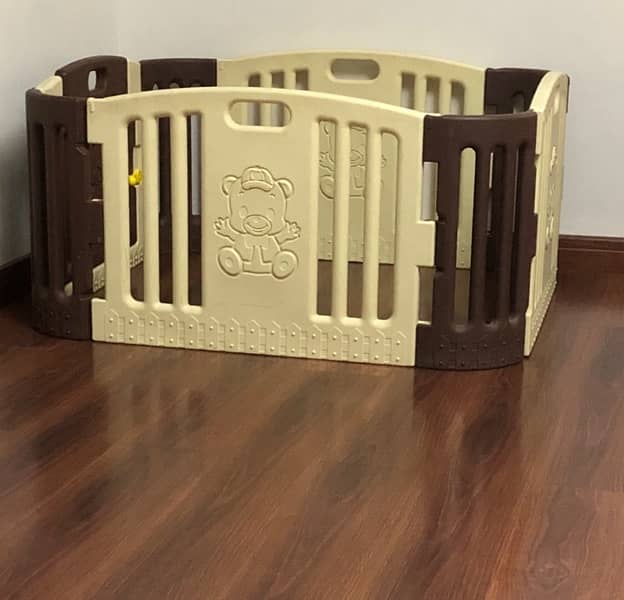 Baby Enclosed Play Aea- Play Pen 1