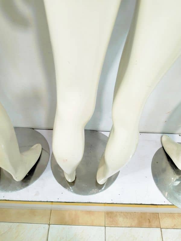 Female Mannequins | dummies  – Steel Base, Good Condition (9 Pcs) 3