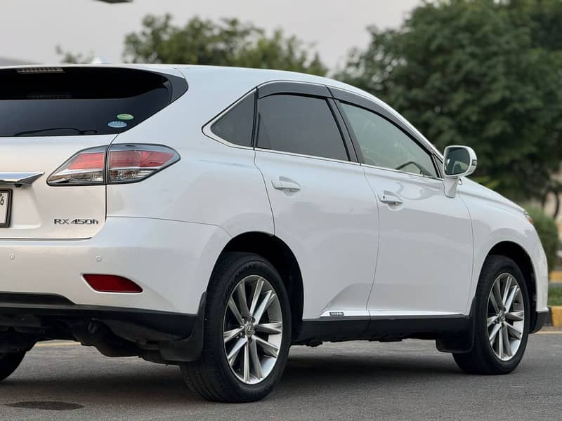 Lexus RX Series 2012 12