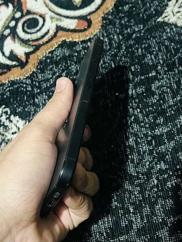 iphone 16 pro 256GB NON APPROVED 0