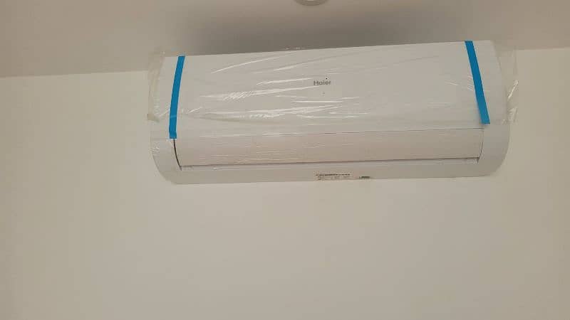 haier 1.5 ton AC. few months used 0