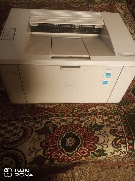 Hp laserJet pro M102a 1