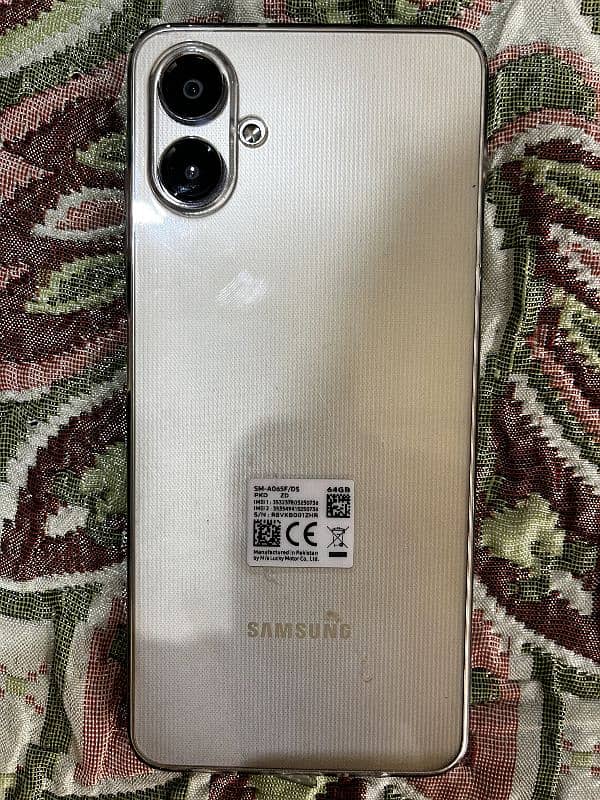 Samsung A06 1