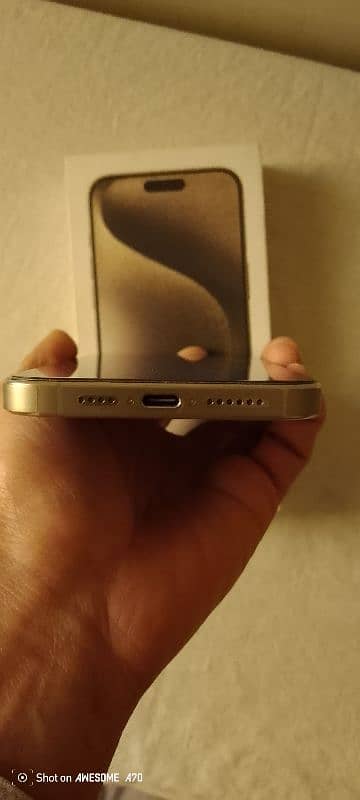 iphone 15 Pro Max Natural Titanium 512GB 2