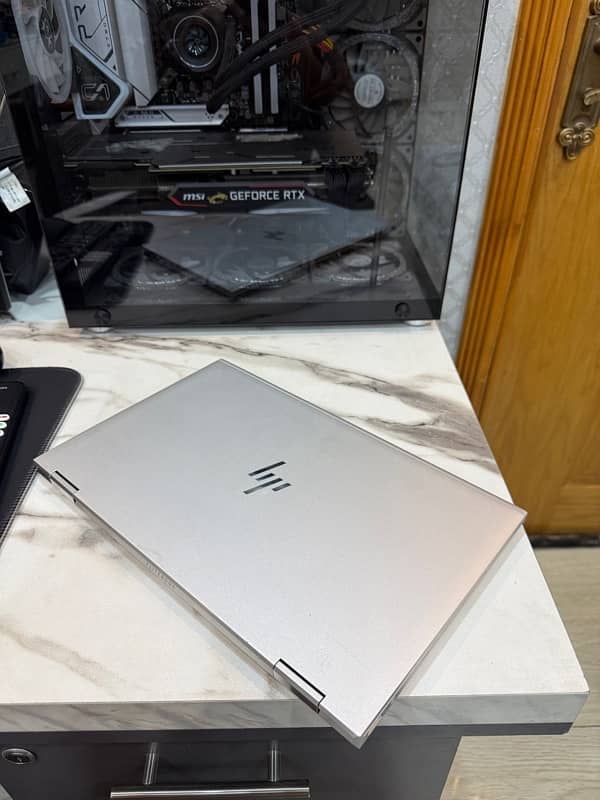 Hp elitebook 1040 G8 1