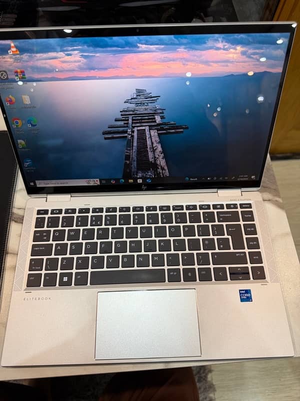 Hp elitebook 1040 G8 6