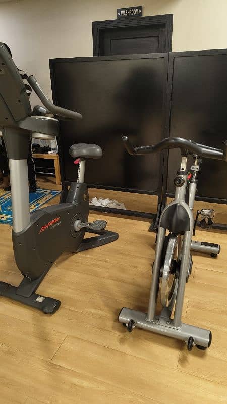 life fitness trademils elyptical bikes 7