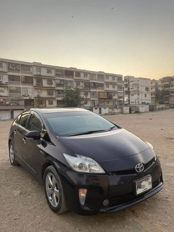 Toyota Prius 2012 1