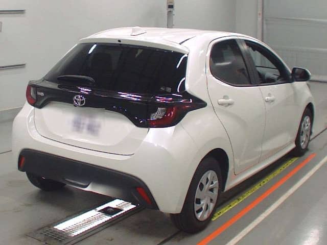 Toyota Yaris 2022 X-Push Start 9