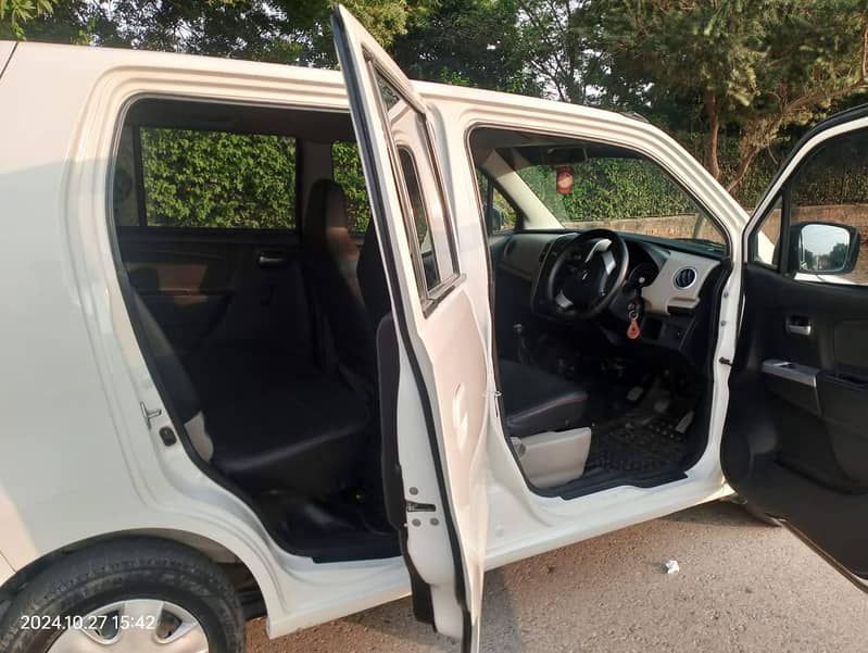 Suzuki Wagon R 2018 4