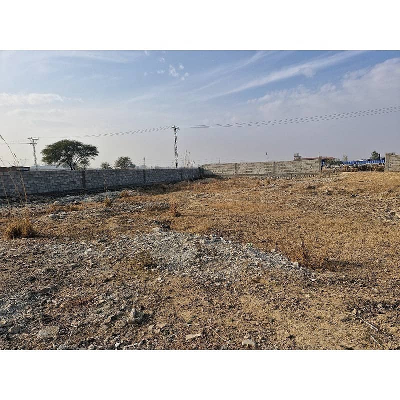 10 Kanal Commercial Plot Available For Rent 2