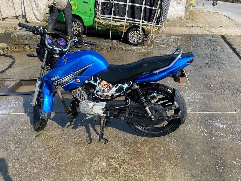 Yamaha  YBR 125 ( Model  2015)  Total Genuine 2