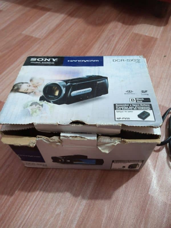 Sony Handycam DCR-SX22 all OK working condition 2