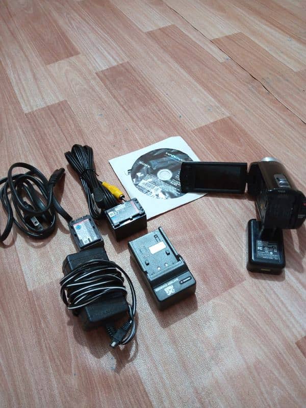 Sony Handycam DCR-SX22 all OK working condition 4