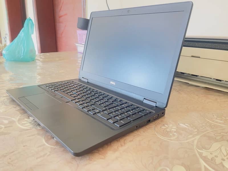 Dell Laptop core i7 7th Gen 3