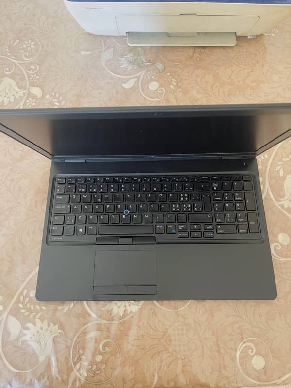 Dell Laptop core i7 7th Gen 4