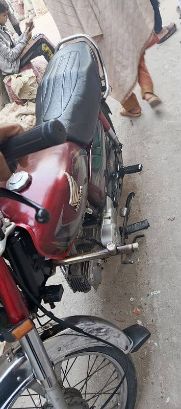 Honda cd 70 Rs. 108000 1