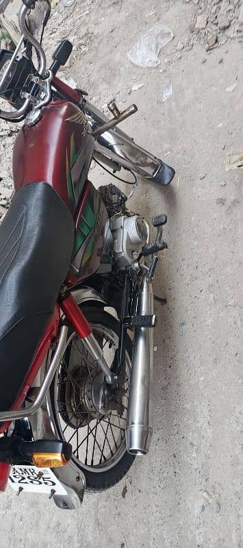 Honda cd 70 Rs. 108000 9