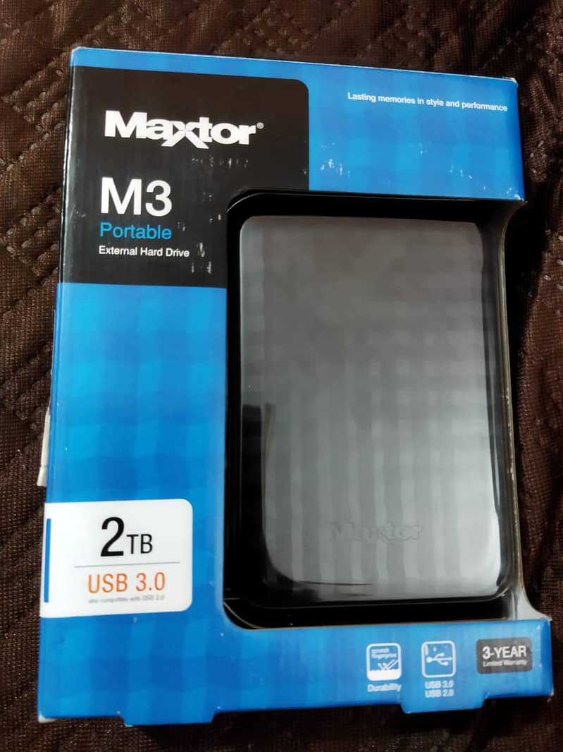 Seagate Maxtor M3 2TB Portable External Hard Drive 0