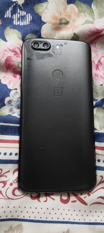 oneplus5T 8gb ram 128 gb memory 2