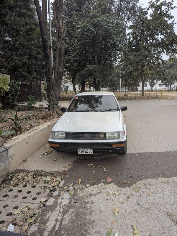 Toyota Corolla 1986 5