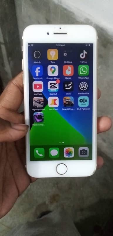 IPhone 7 Non Pta 128 gb 10/10 Condition 6